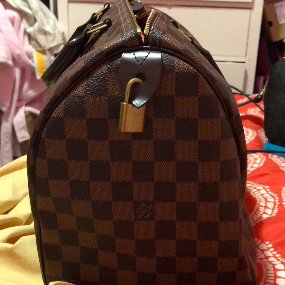 LV speedy 35 handbag - Picture 2 of 3